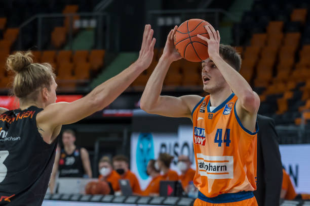 从更深层次 从更深层次