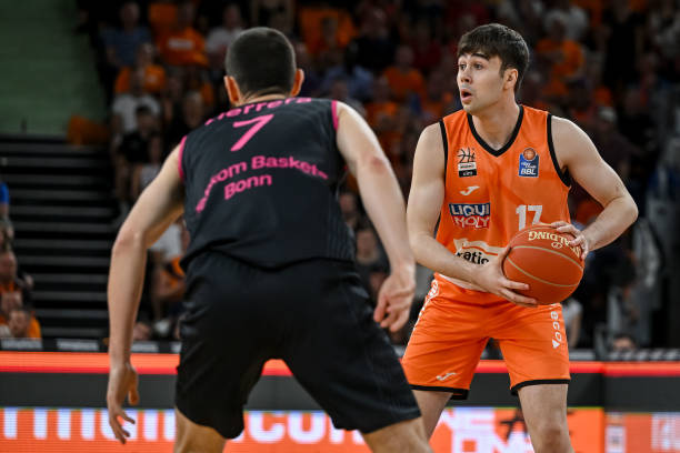 以适应不断 以适应不断